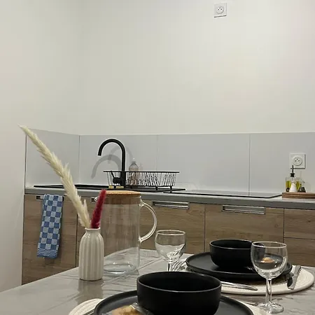 Cozy Garden House Châteaubriant