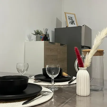 Cozy Garden House Appartamento *