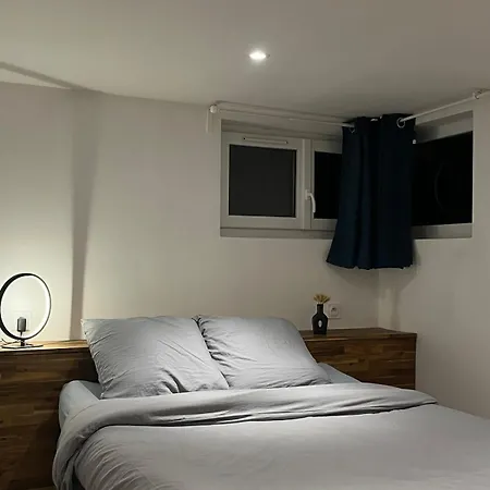 شقة Cozy Garden House *