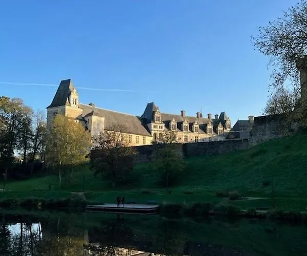 Cozy Garden House Châteaubriant